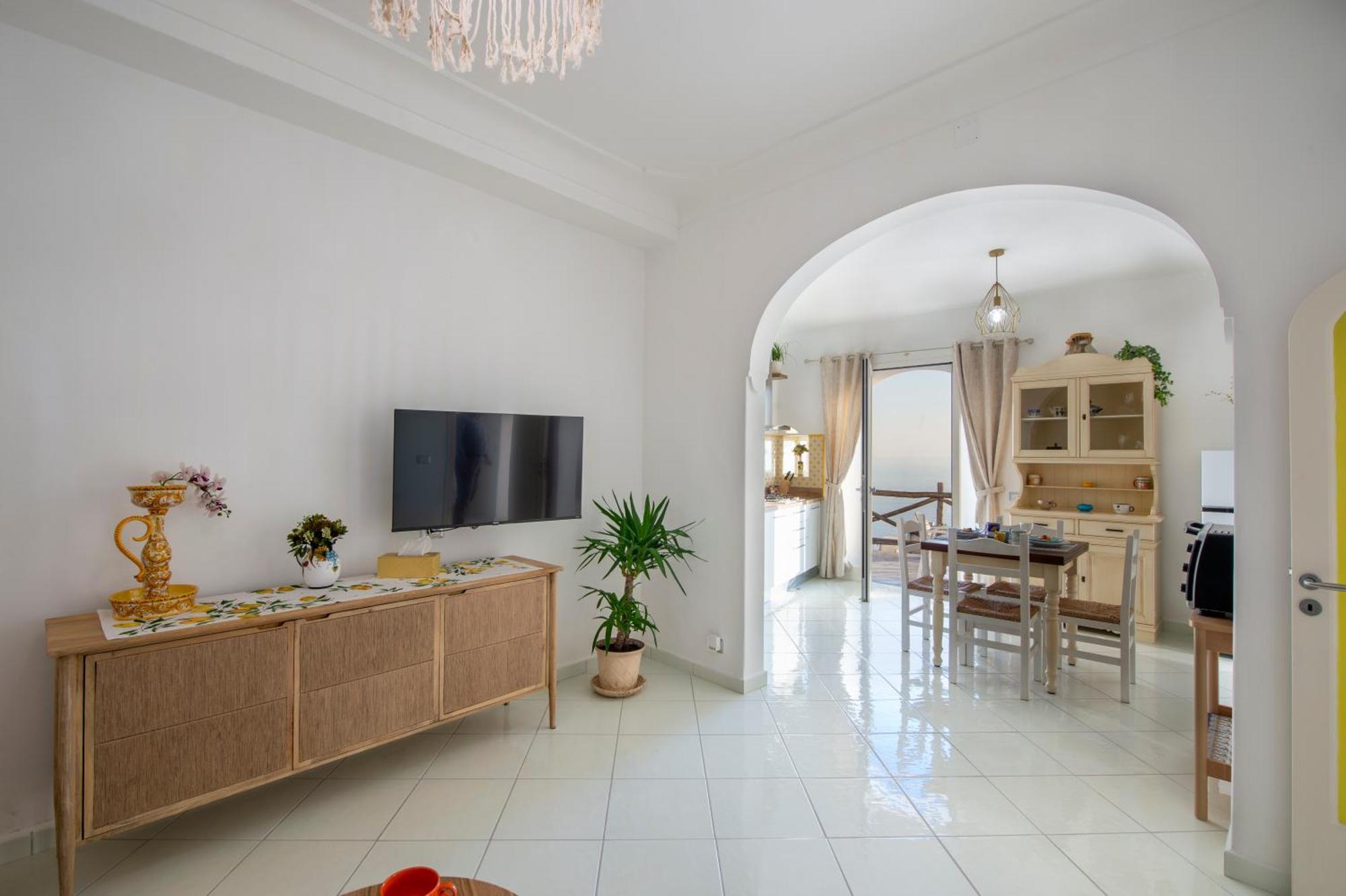 דירות פוזיטנו Aria Di Mare,Near Elevator, Few Steps, Parking, Garden מראה חיצוני תמונה